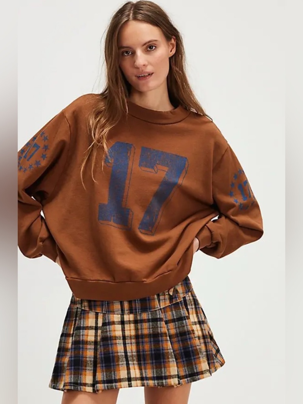 Ragabond Halftime “17” Sweatshirt